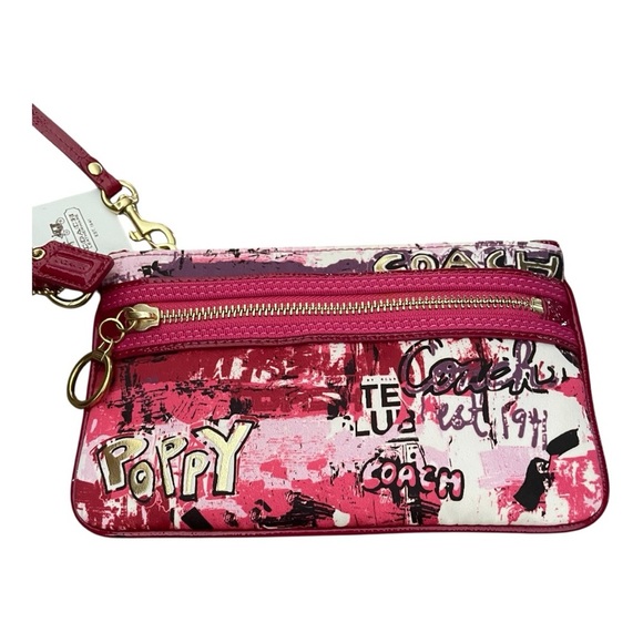 Coach Poppy Graffiti Wristlet NWT
MSRP $178.00 - Picture 2 of 7